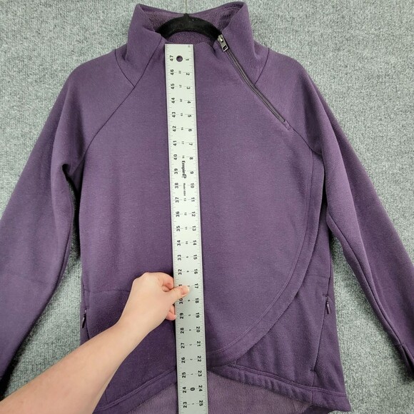 ATHLETA 383402 Purple Cozy Karma Asymmetrical Fleece Sweatshirt Crocus SIZE XS - Picture 7 of 12